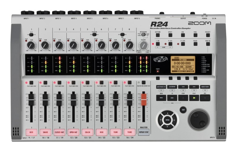ZOOM R24