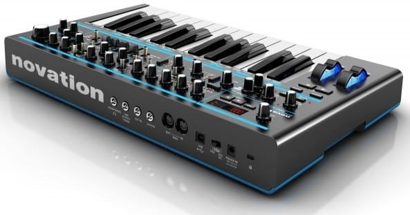 NOVATION BASS STATION II