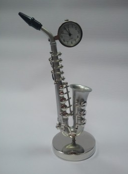ZEBRA MUSIC MINIATURA SAKSOFONU Z ZEGARKIEM