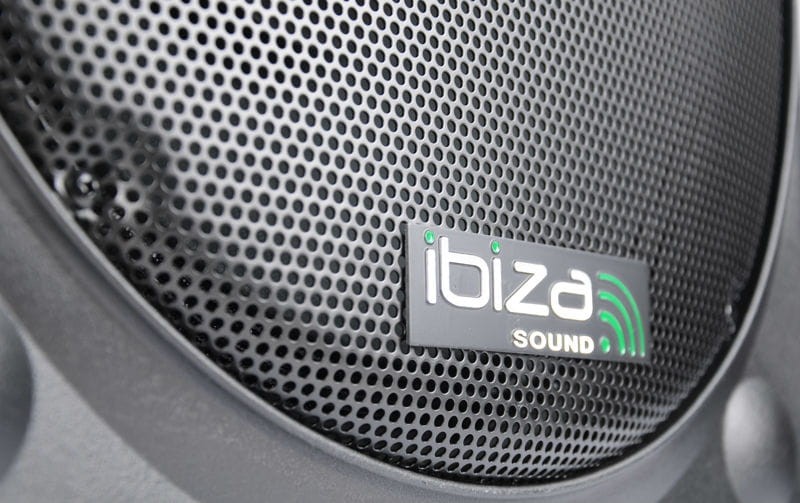 IBIZA PORT 15 UHF BT + BAG