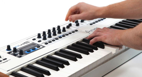 ARTURIA KEYLAB 88 + V COLLECTION 7