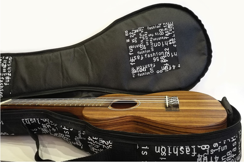 ZEBRA MUSIC POKROWIEC DO UKULELE KONCERTOWEGO UKC04