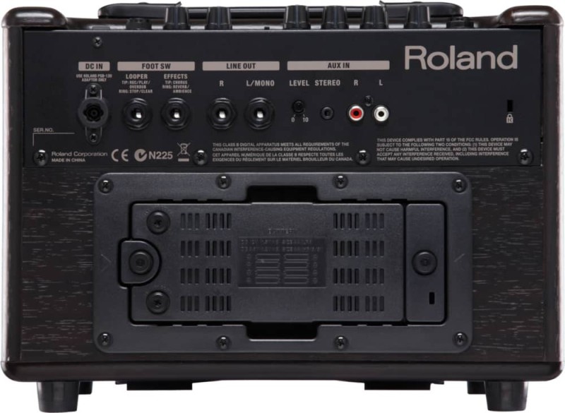 ROLAND AC-33 RW