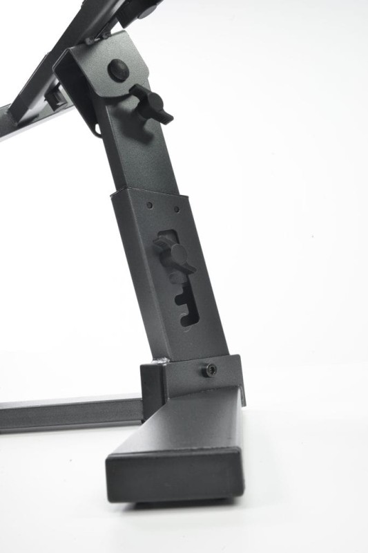 ATHLETIC L-3 STATYW POD LAPTOP