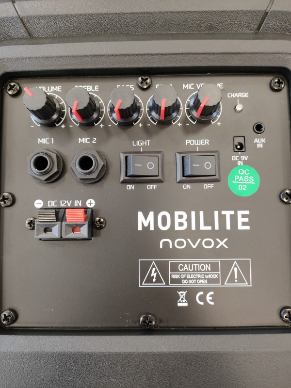 NOVOX MOBILITE GREEN KOLUMNA AKTYWNA USB MP3 BT AKU MIC