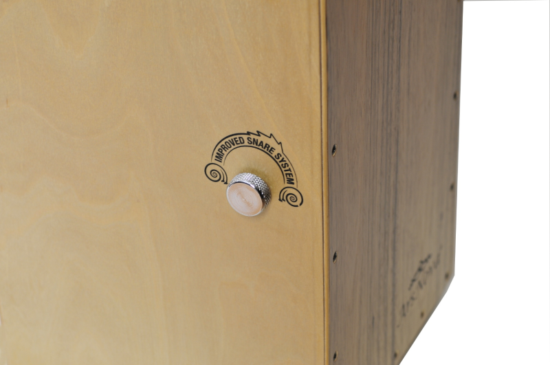 ARS NOVA WL-501R SILKIE CAJON Z WYŁĄCZNIKIEM I POKROWCEM