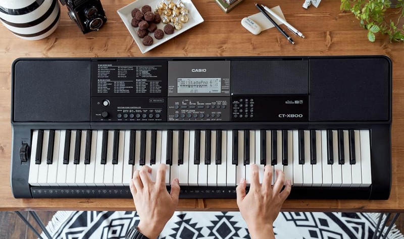 CASIO CT-X800