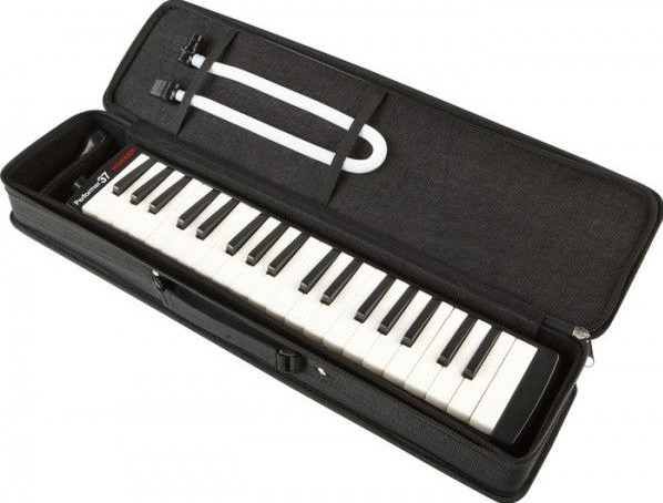HOHNER MELODYKA PERFORMER 9433 37 TONY