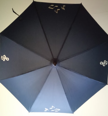 ZEBRA MUSIC PARASOL MUZYCZNY GRANATOWY Z DREWNIANĄ RĄCZKĄ KLUCZ WIOLINOWY