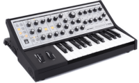 MOOG SUB PHATTY