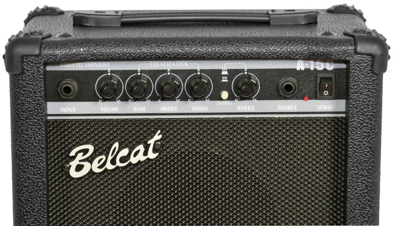 BELCAT A-15C WZMACNIACZ AKUSTYCZNY