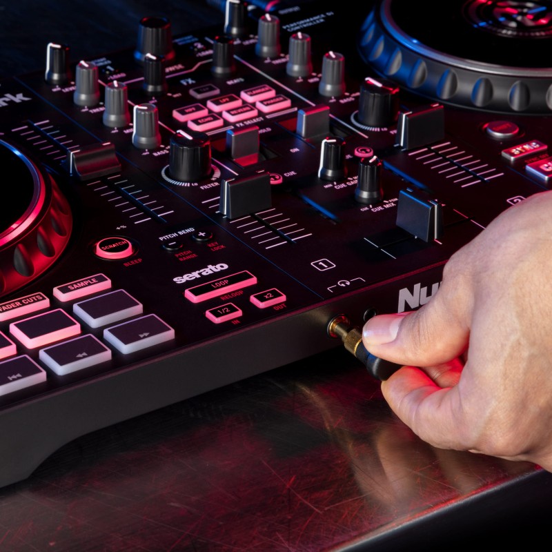 NUMARK MIXTRACK PRO FX