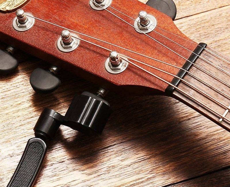 TRITON TR-S31 KORBKA Z OBCINARKĄ WYCIĄGARKĄ