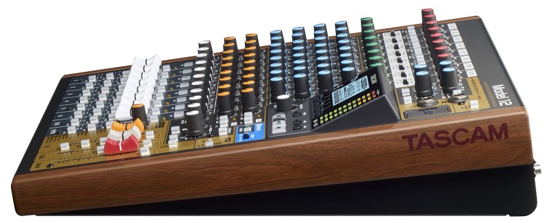 TASCAM MODEL 12 MIKSER REJESTRATOR USB