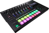 ROLAND MC-707 GROOVEBOX