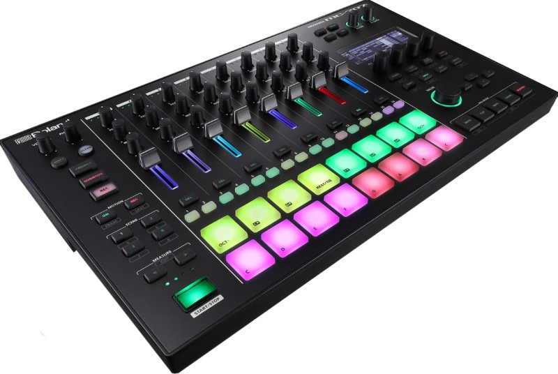 ROLAND MC-707 GROOVEBOX