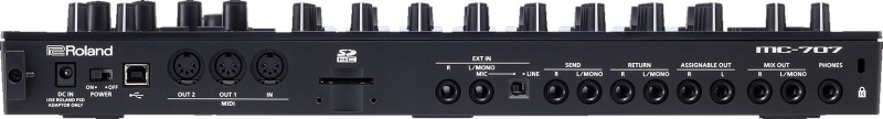 ROLAND MC-707 GROOVEBOX