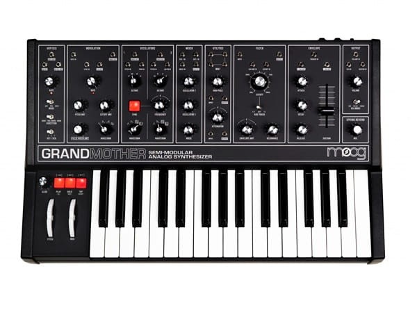 MOOG GRANDMOTHER DARK