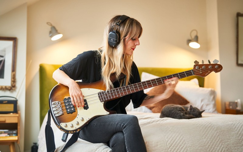 BOSS WAZA-AIR-B BASS