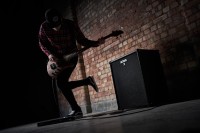 BOSS KATANA 210 BASS