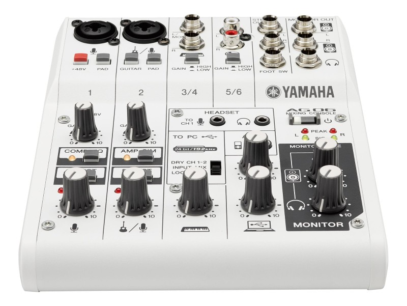 YAMAHA AG06