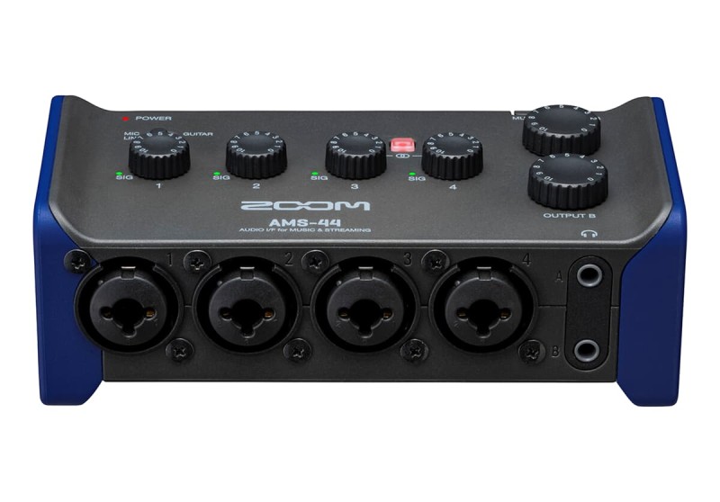 ZOOM AMS-44