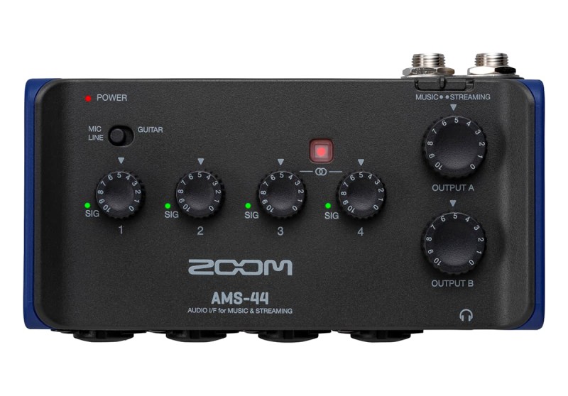 ZOOM AMS-44