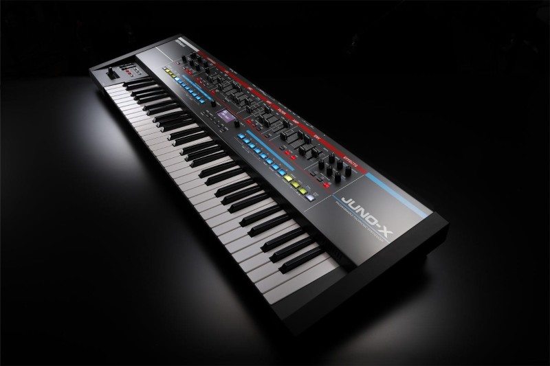 ROLAND JUNO-X