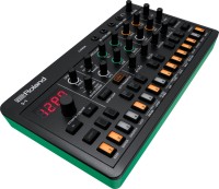ROLAND S-1 TWEAK SYNTH