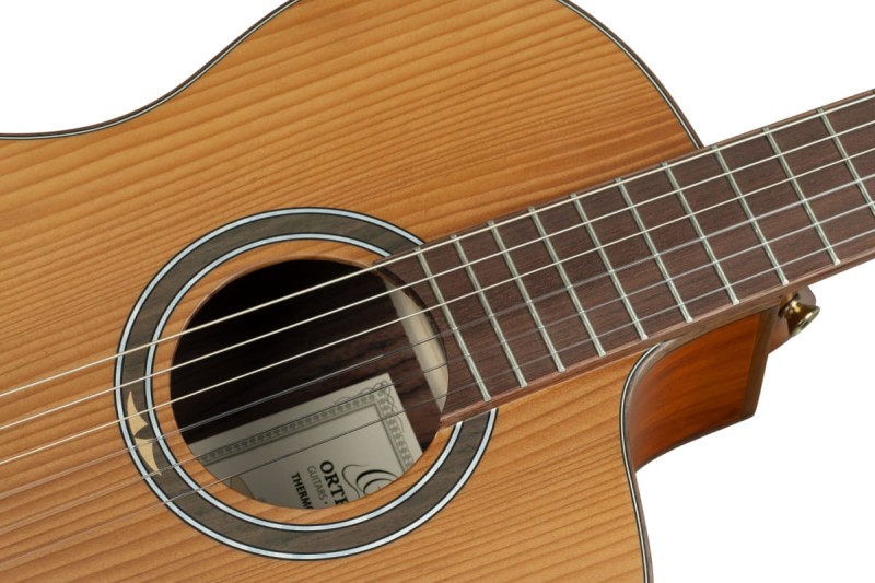 ORTEGA RCE23RO THERMO GITARA ELEKTROKLASYCZNA POKROWIEC