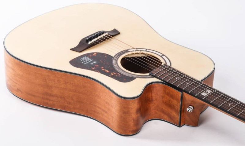 MANTIC GT-1DC NA GITARA AKUSTYCZNA