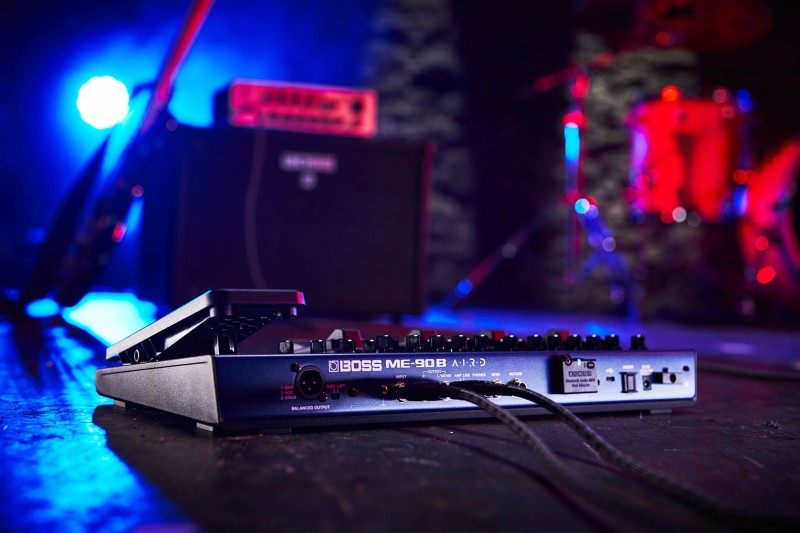 BOSS ME-90B BASS MULTIEFEKT DO GITARY BASOWEJ