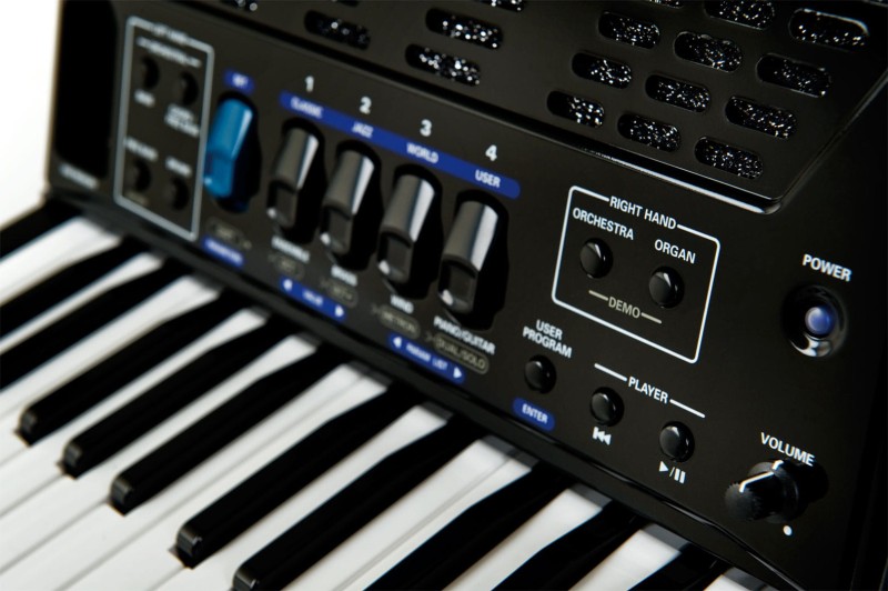 ROLAND FR-1X BK CZARNY AKORDEON CYFROWY KLAWISZOWY