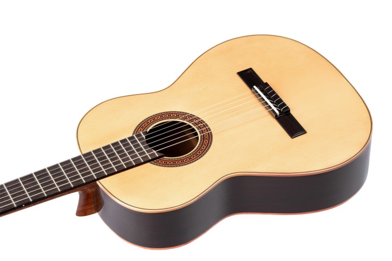 ORTEGA R210 HISZPAŃSKA GITARA KLASYCZNA Z POKROWCEM