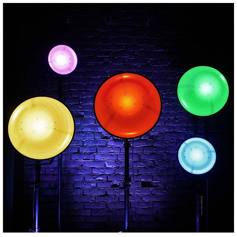 LIGHT4ME RETRO 300 RGBA IR reflektor sceniczny dek