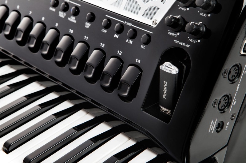 ROLAND FR-8X BK_9.jpg