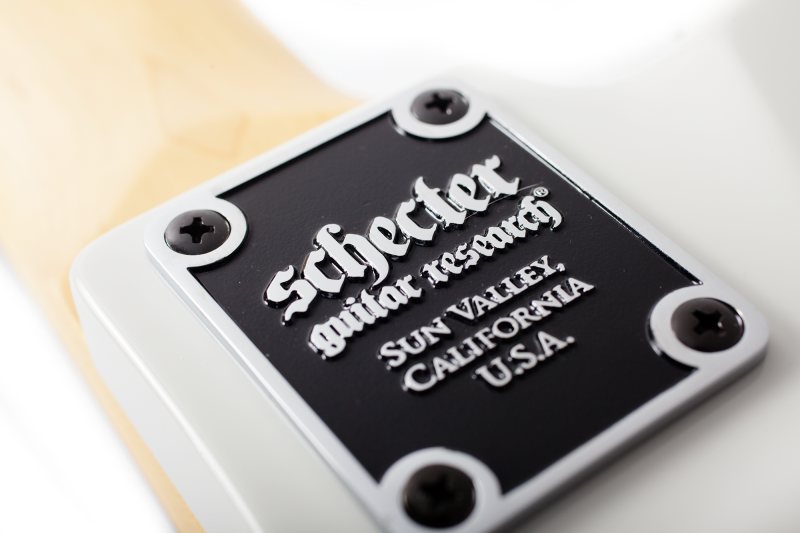 SCHECTER DEMON 7 VINTAGE WHITE