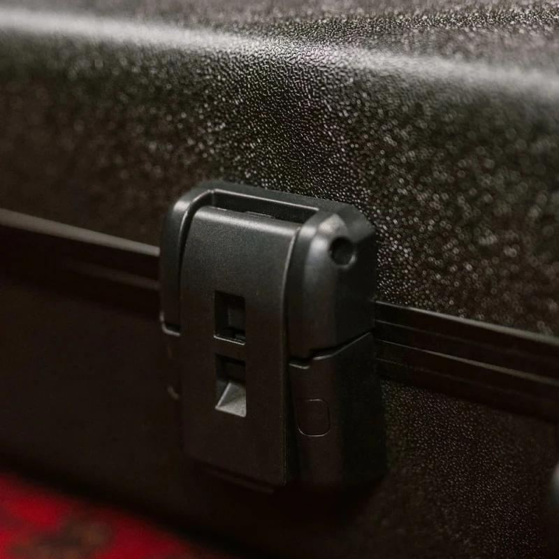 PRS Multi-Fit Hard Shell Case D1 - futerał na gitarę elektryczną