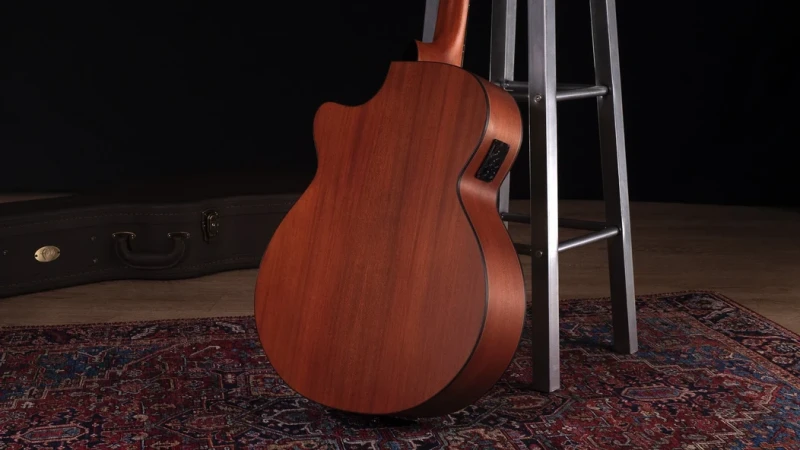 Faith Natural Venus Cutaway Electro FV - gitara elektroakustyczna