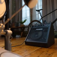ALESIS NITRO AMP PRO 8 FLOOR DRUM MONITOR BLUETOOTH WZMACNIACZ DO PERKUSJI