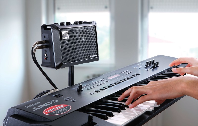ROLAND MOBILE CUBE