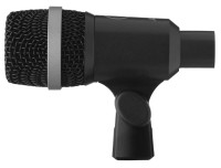 AKG D-40