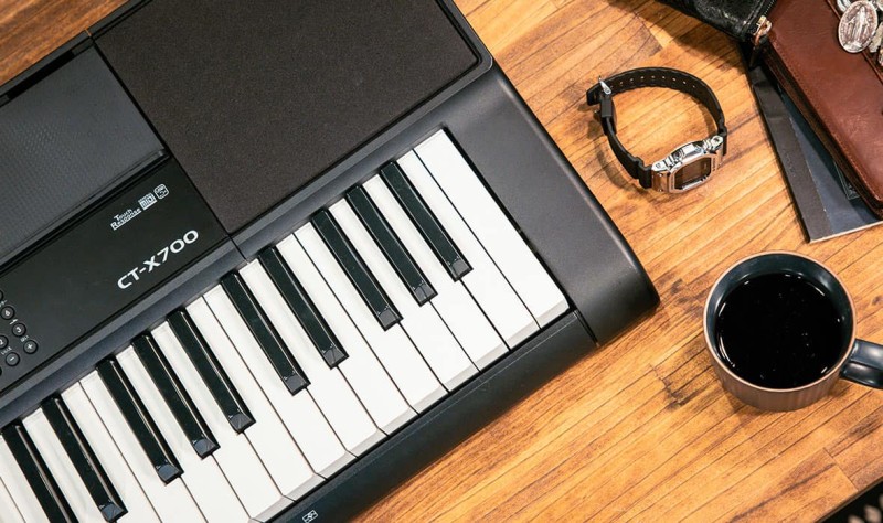 CASIO CT-X700