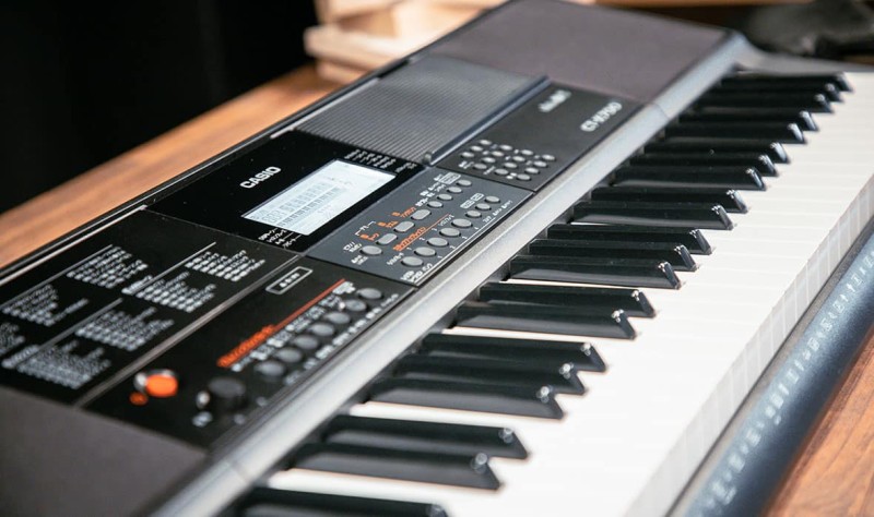 CASIO CT-X700