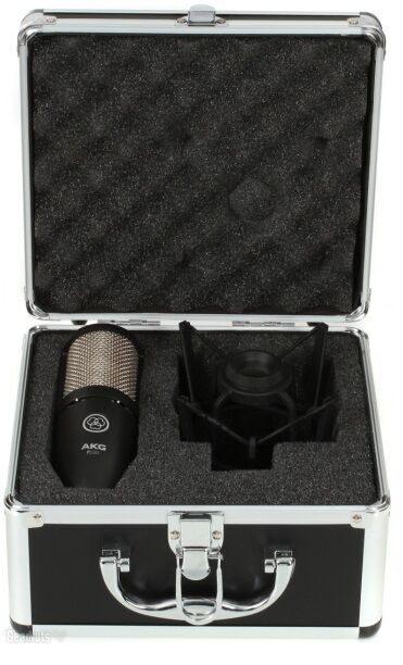 AKG P220 MIKROFON