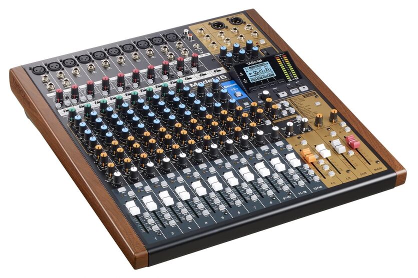 TASCAM MODEL 16 MIKSER REJESTRATOR USB